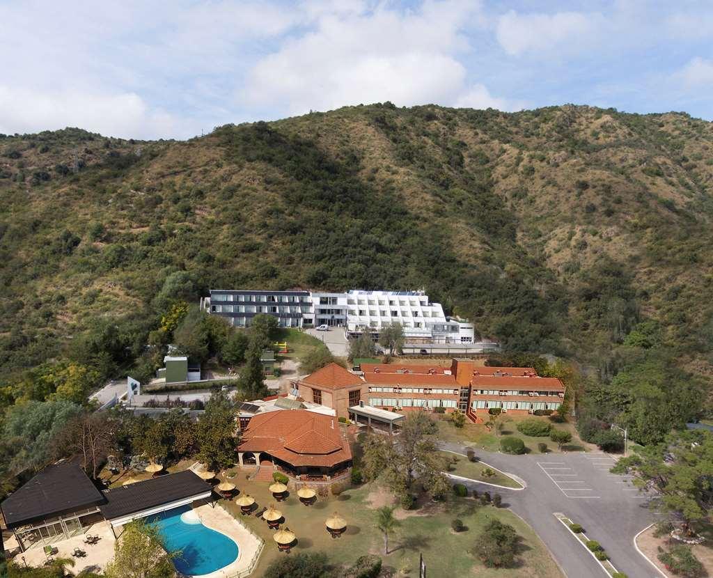 Pinares Panorama Suites, Spa & Convention Center Villa Carlos Paz Exterior foto